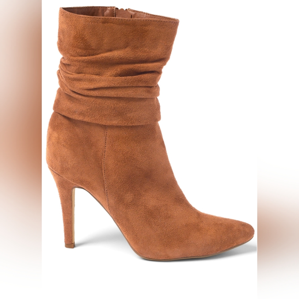 Venus Slouchy pointed toe booties NWOT
